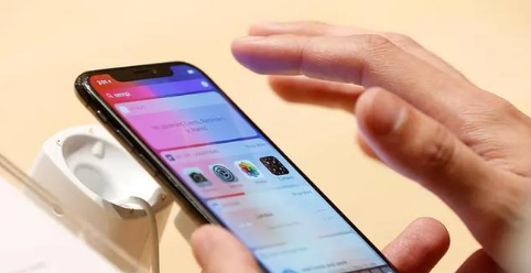 青河苹果手机维修分享点击iPhone 屏幕没有响应怎么办 